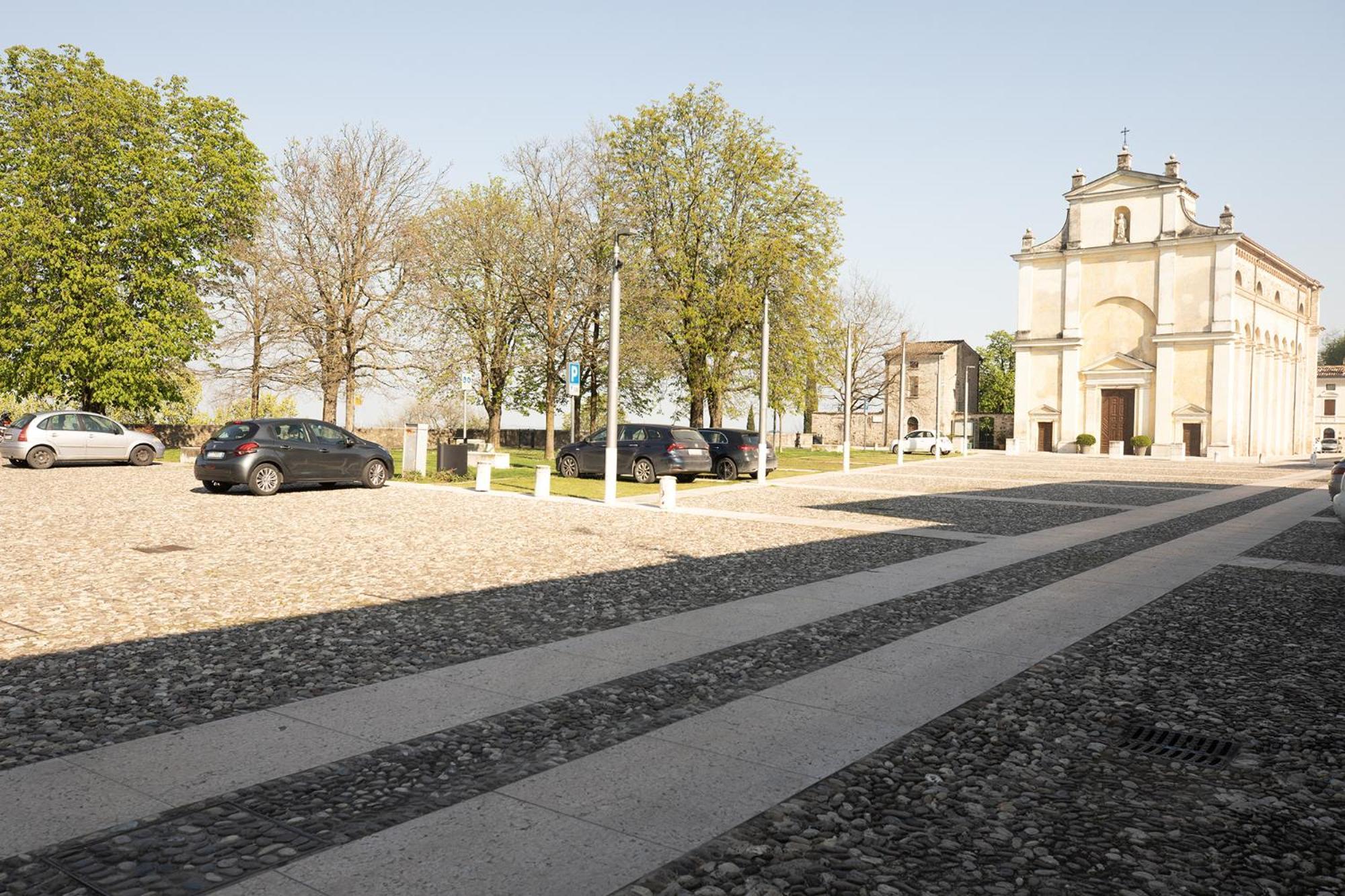 Relais La Rocca Solferino Acomodação com café da manhã Exterior foto